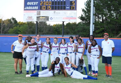 Softball Lady Jags win first home game 17-5